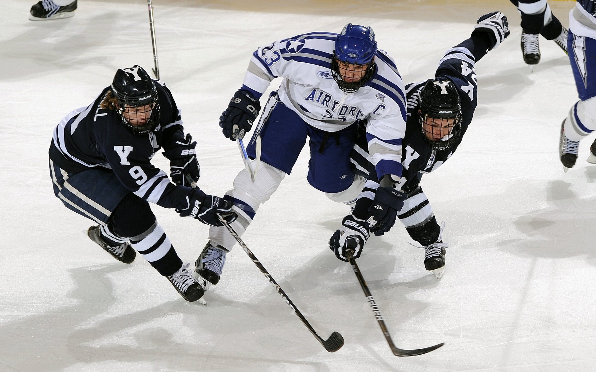 萨卡节奏，当F1街道赛之夜被完全掌控